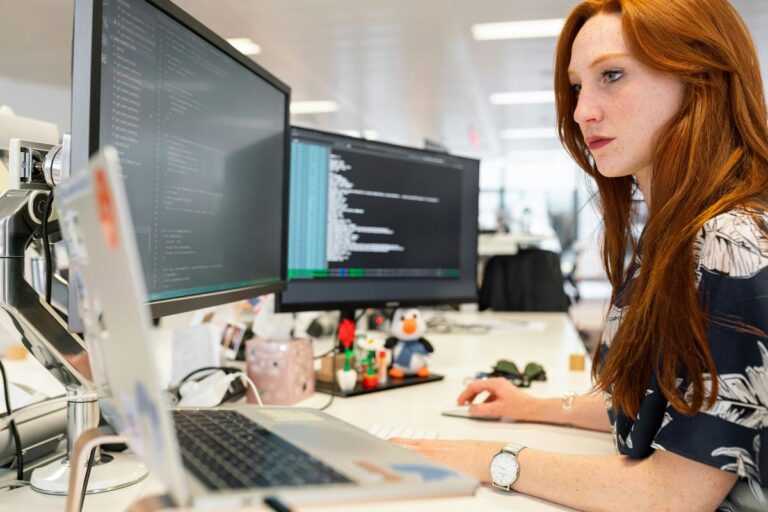 Melhores Cursos de Programação para Avançar na Carreira de Tecnologia